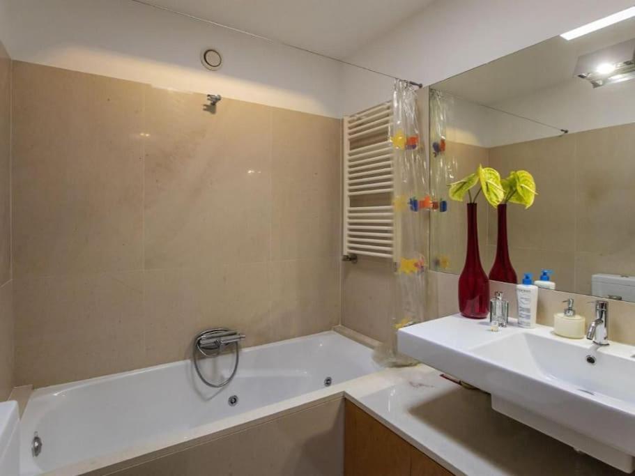 Quinta Da Barca House - Nada Melhor Que Juntar Luxo A Lazer Com Mar E Rio! Esposende Luaran gambar